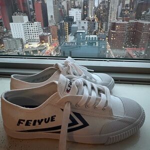 Feiyue White Canvas Sneakers with Navy Accent